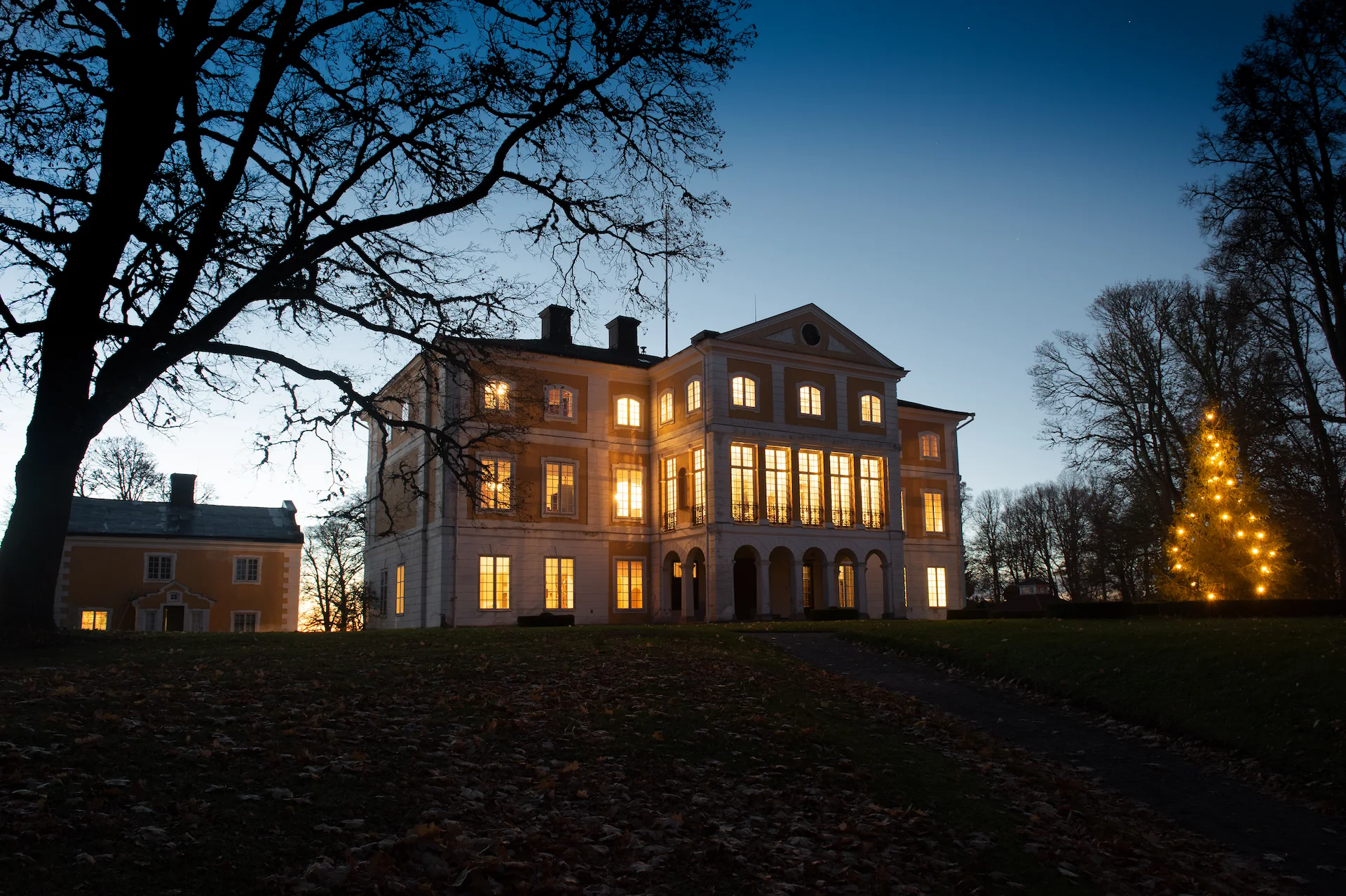 Julmarknad 2527 oktober Stämningsfull marknad på Julita gård